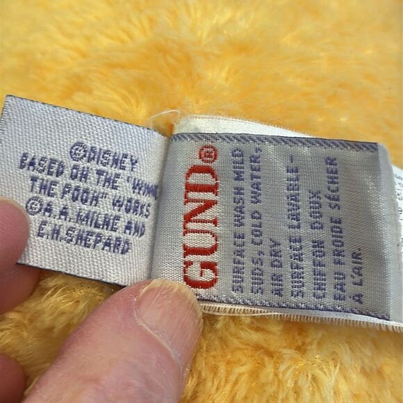 Disney -Gund Winnie the Pooh Bear. Size 12” - Picture 9 of 10